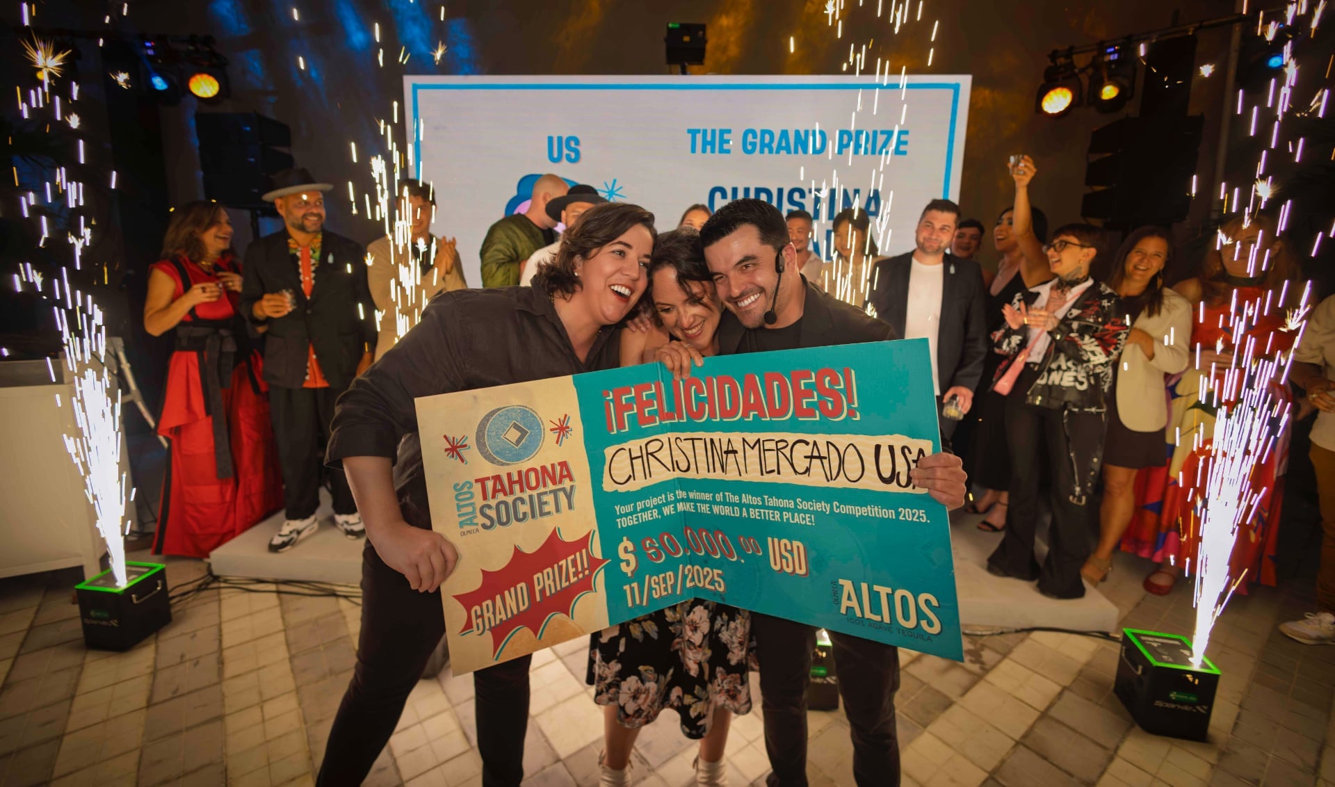 from left to right: Daniela Via, Christina Mercado and Carlos Andrés Ramírez 